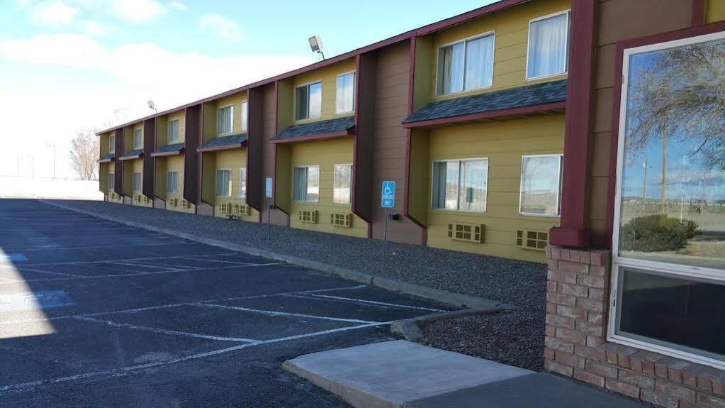 Surestay Hotel By Best Western Wells Exterior photo